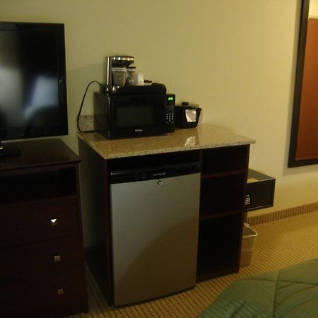 Cobblestone Inn & Suites - Carrington Szoba fotó